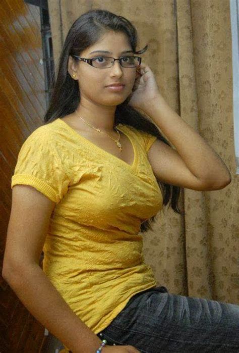 Desi mallu bhabhi affair with neighbour 